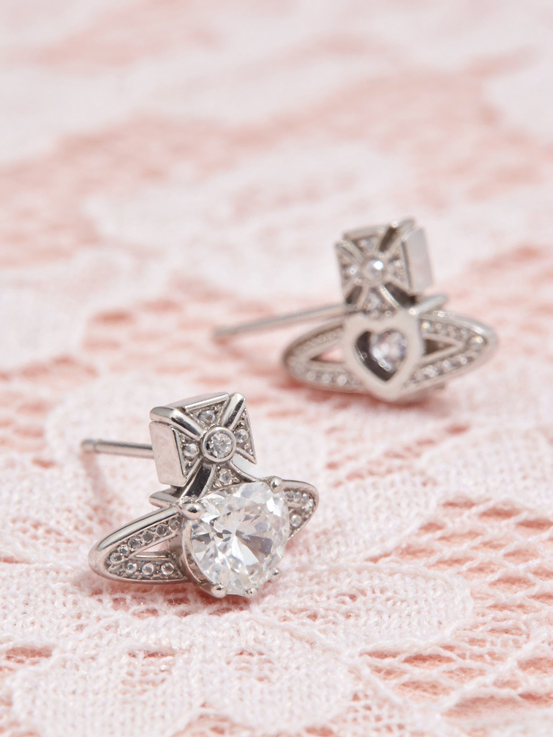 2026 New Silver-Tone Heart Crystal Orb Stud Earrings, Dainty Saturn Design, Luxury Jewelry for Daily Wear