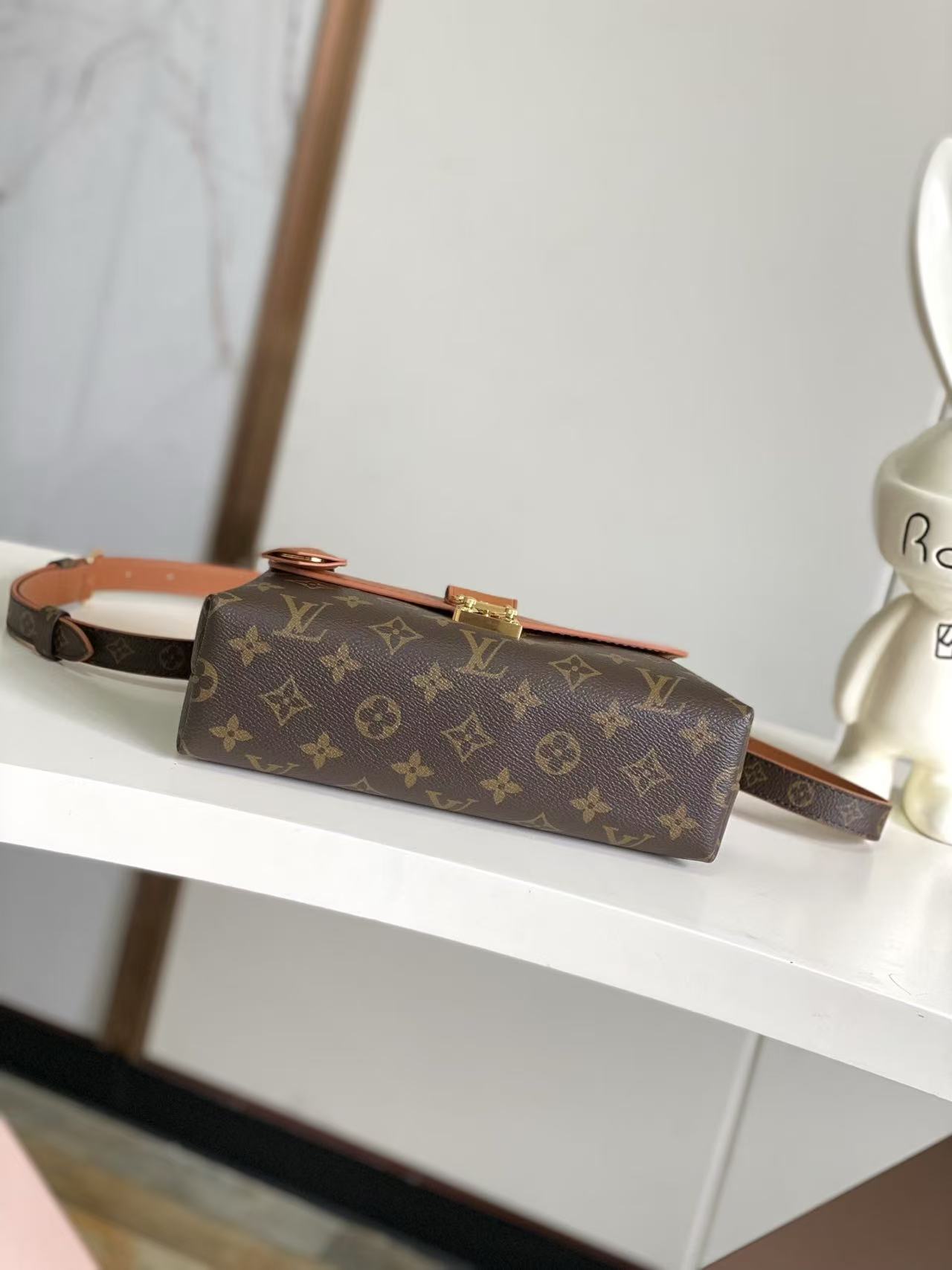 Louis Vuitton LV Madeleine BB handbag