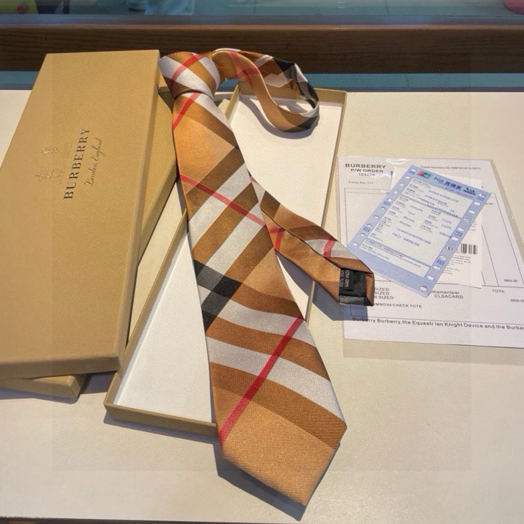 Burberry Men's Check Tie