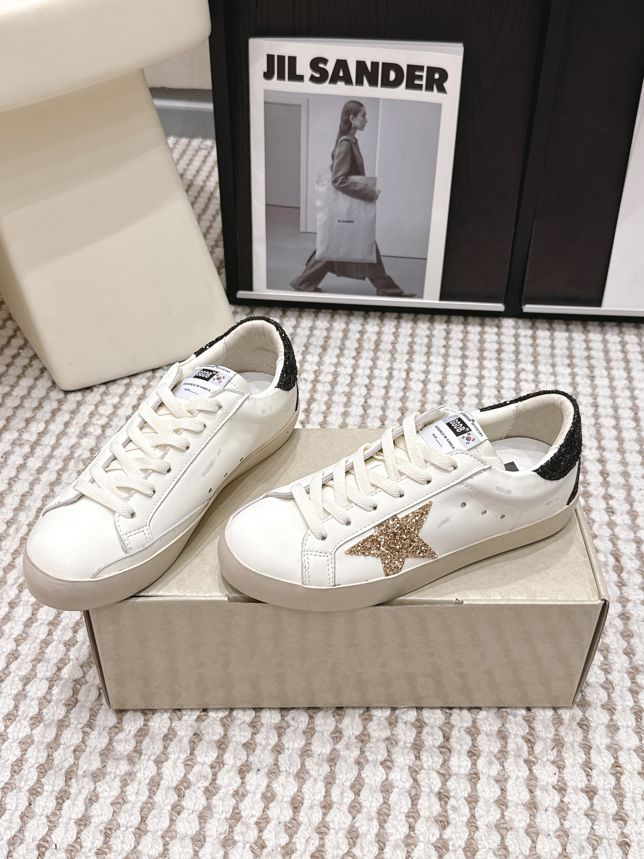 Golden Goose Unisex Super-Star Sneakers