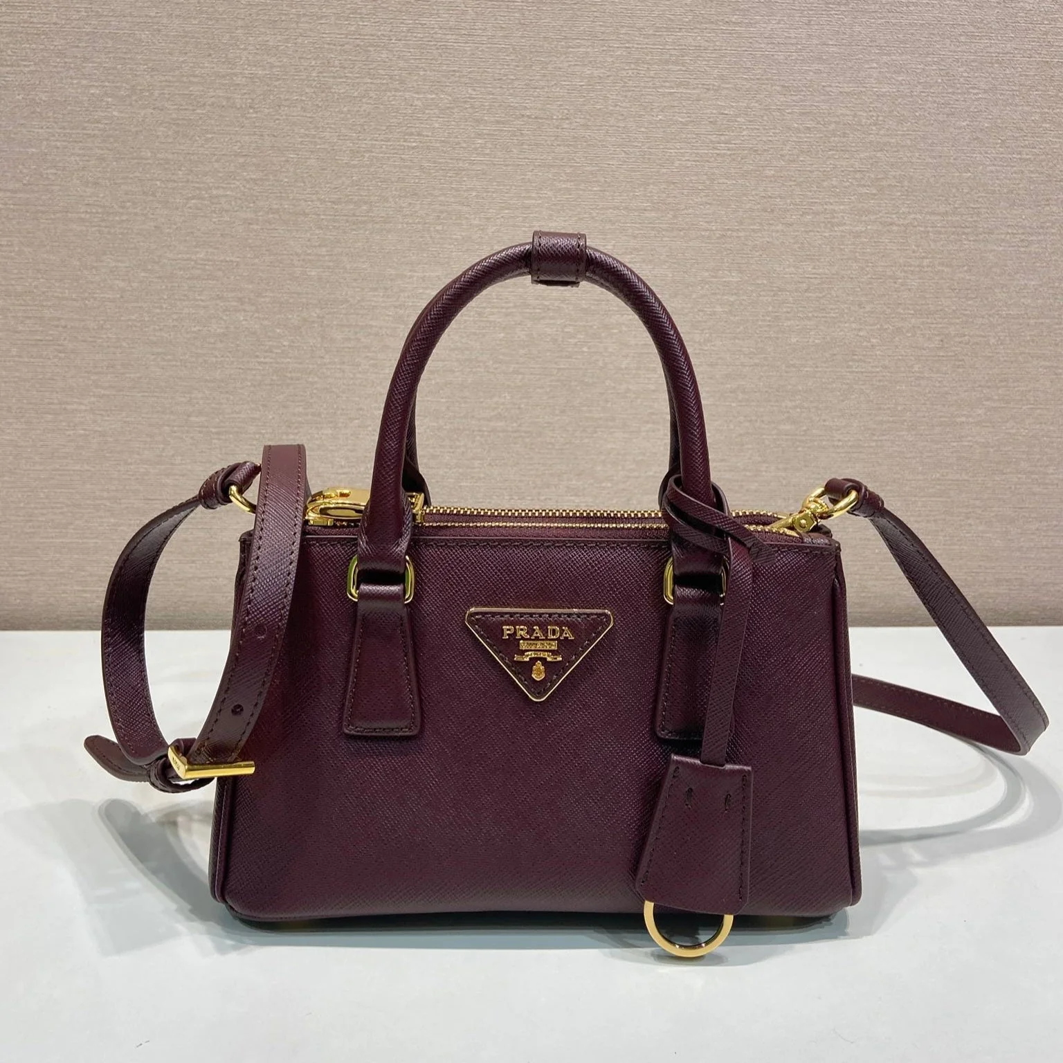 Prada  Galleria handbag 21 burgundy leather 280837