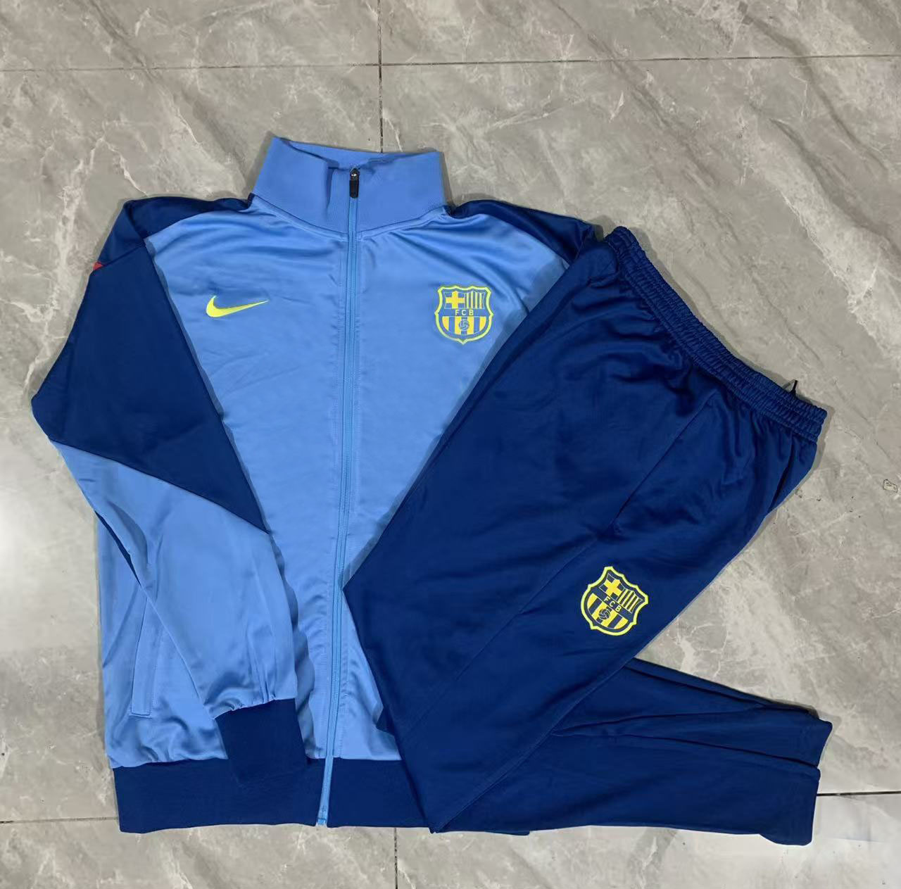 Barcelona Kids Training Suit 25/26 | Soc Jersey - Premium Football Jersey