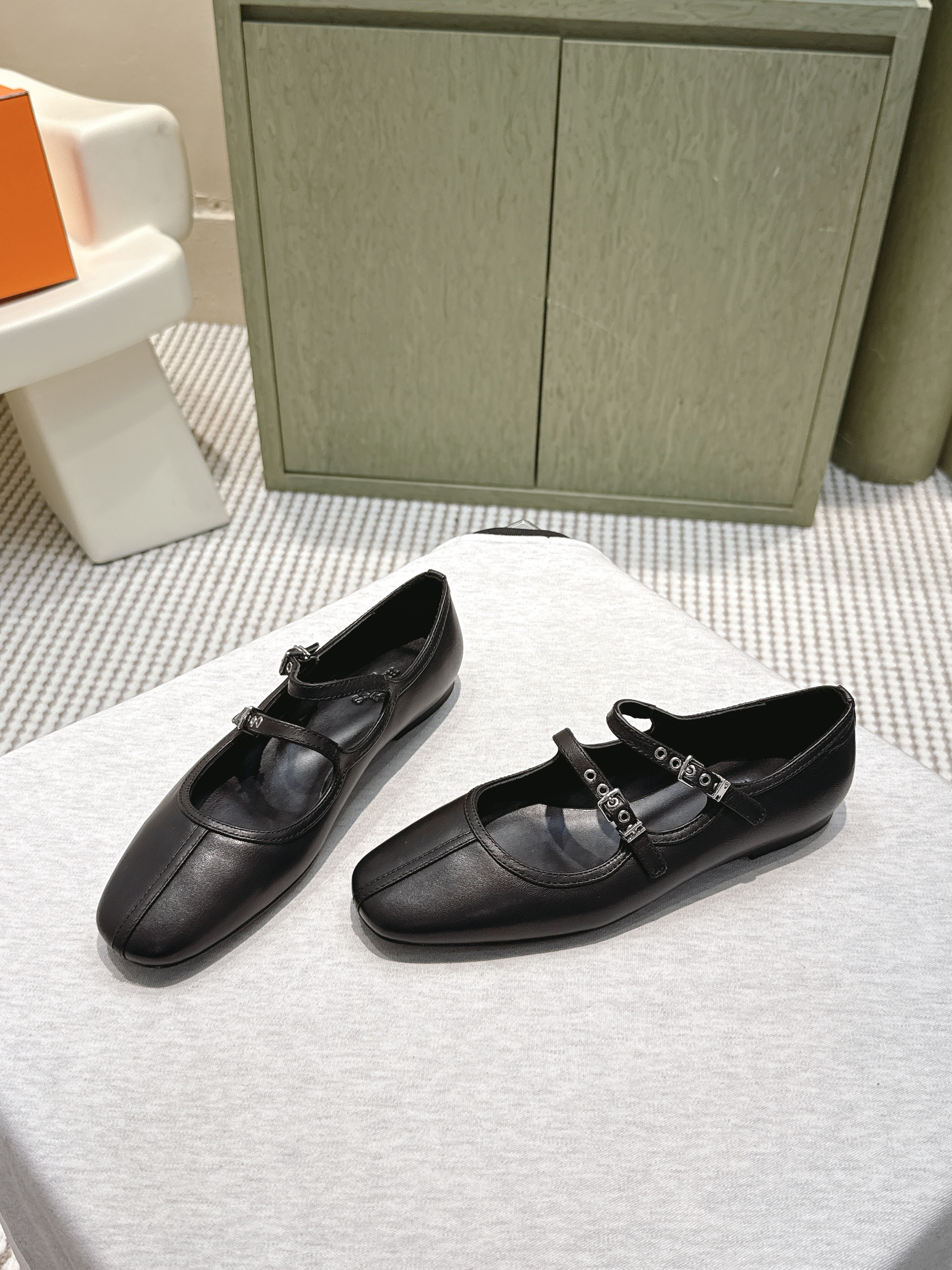 Hermes Women's Lilia Ballet Flat