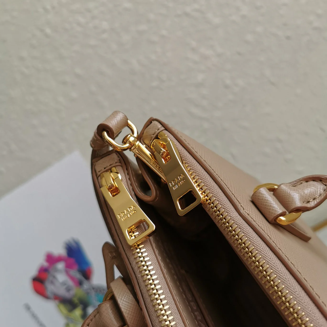 Prada MEDIUM GALLERIA 28 BROWN SAFFIANO LEATHER