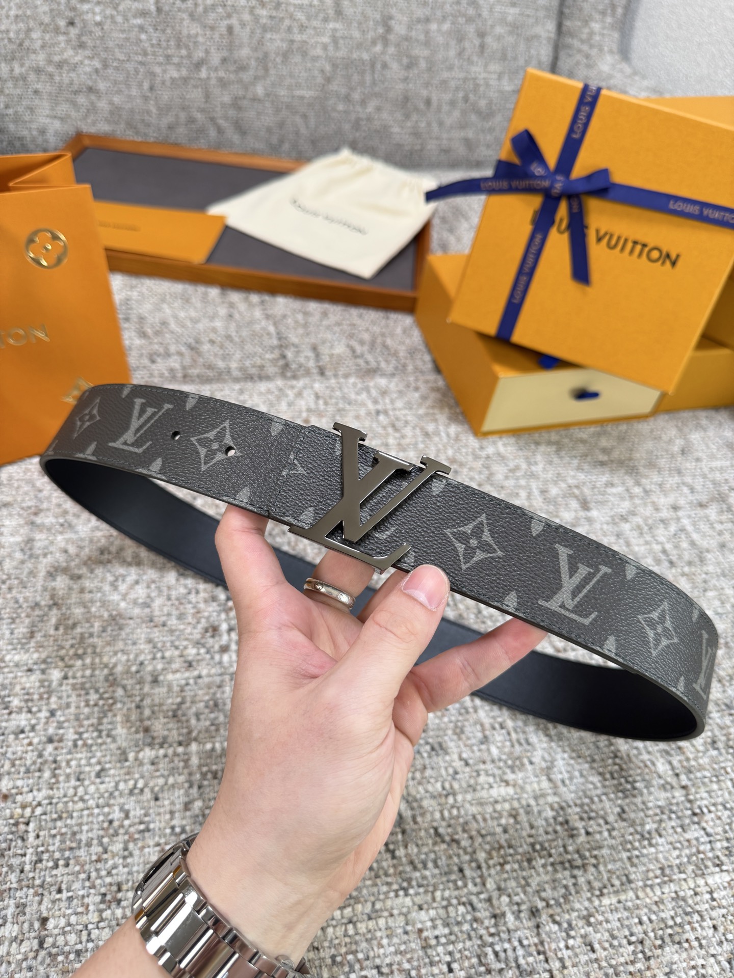 LV Initiales 40mm Reversible Belt