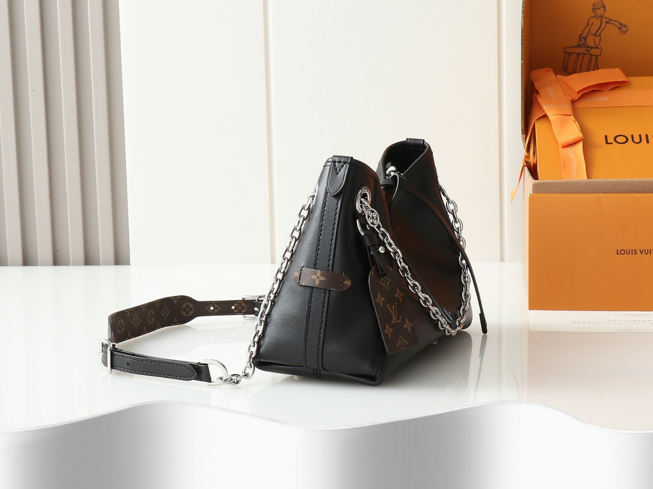 Louis Vuitton LV New Chain Crossbody Bag