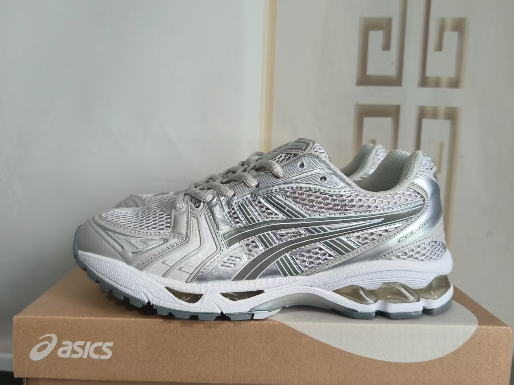 ASICS 1202A056-021 US Men's Sizes6 to 11 in half sizes Silver Grey Shoes tianlong