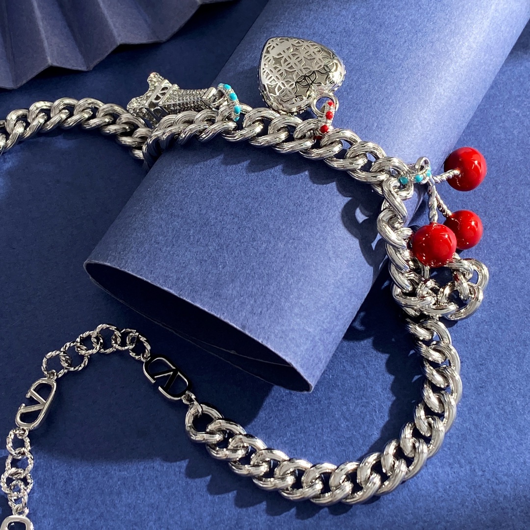 Valentino Fashion Necklace 46cm