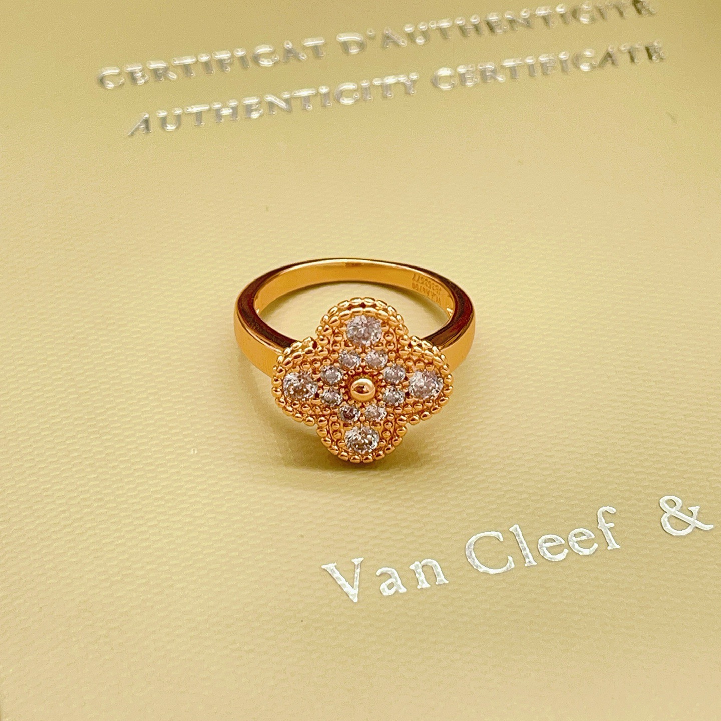 Van Cleef Fashion Ring
