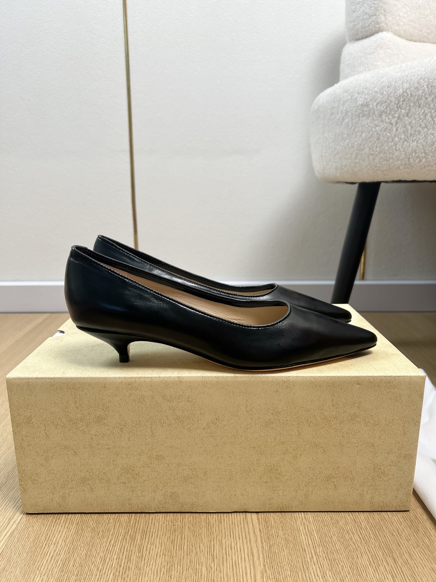 The Row Low Heel Leather Pump