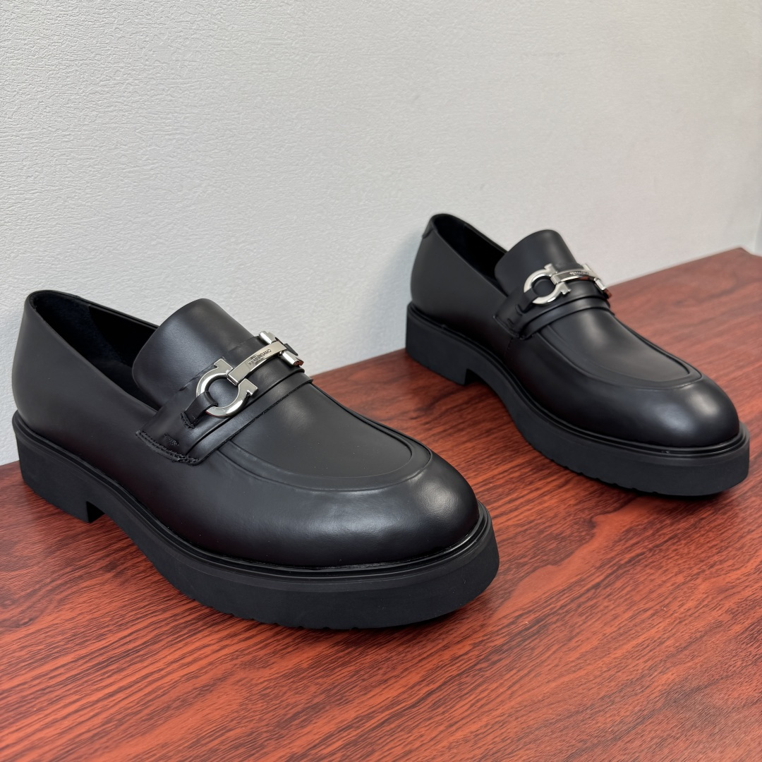 Ferragamo Men's Leather Loafer