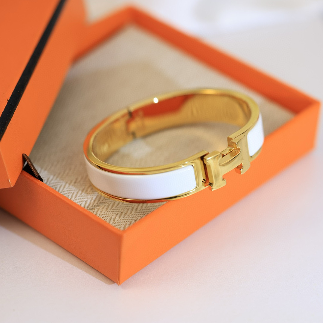 Hermes White Clic H Enamel Bracelet