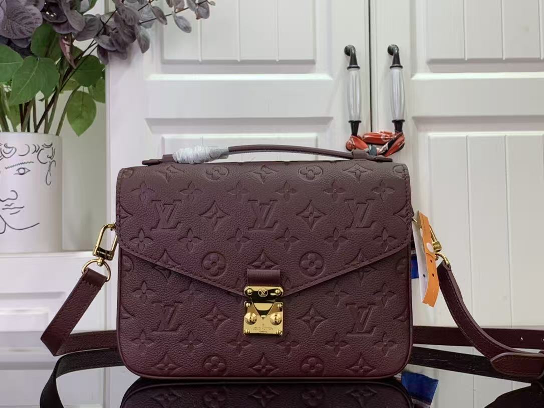 Louis Vuitton Burgundy Pochette Métis MM Handbag