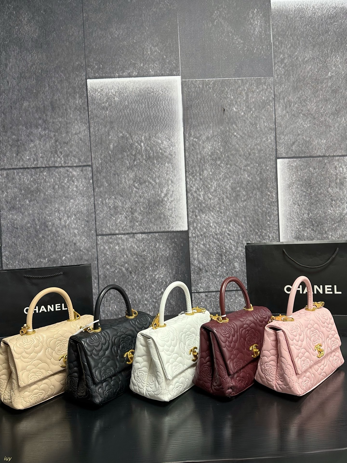 Chanel Coco Handle Small 24CM Camellia Embossed Leather CC Logo Top Handle Shoulder Bag - KAIROO