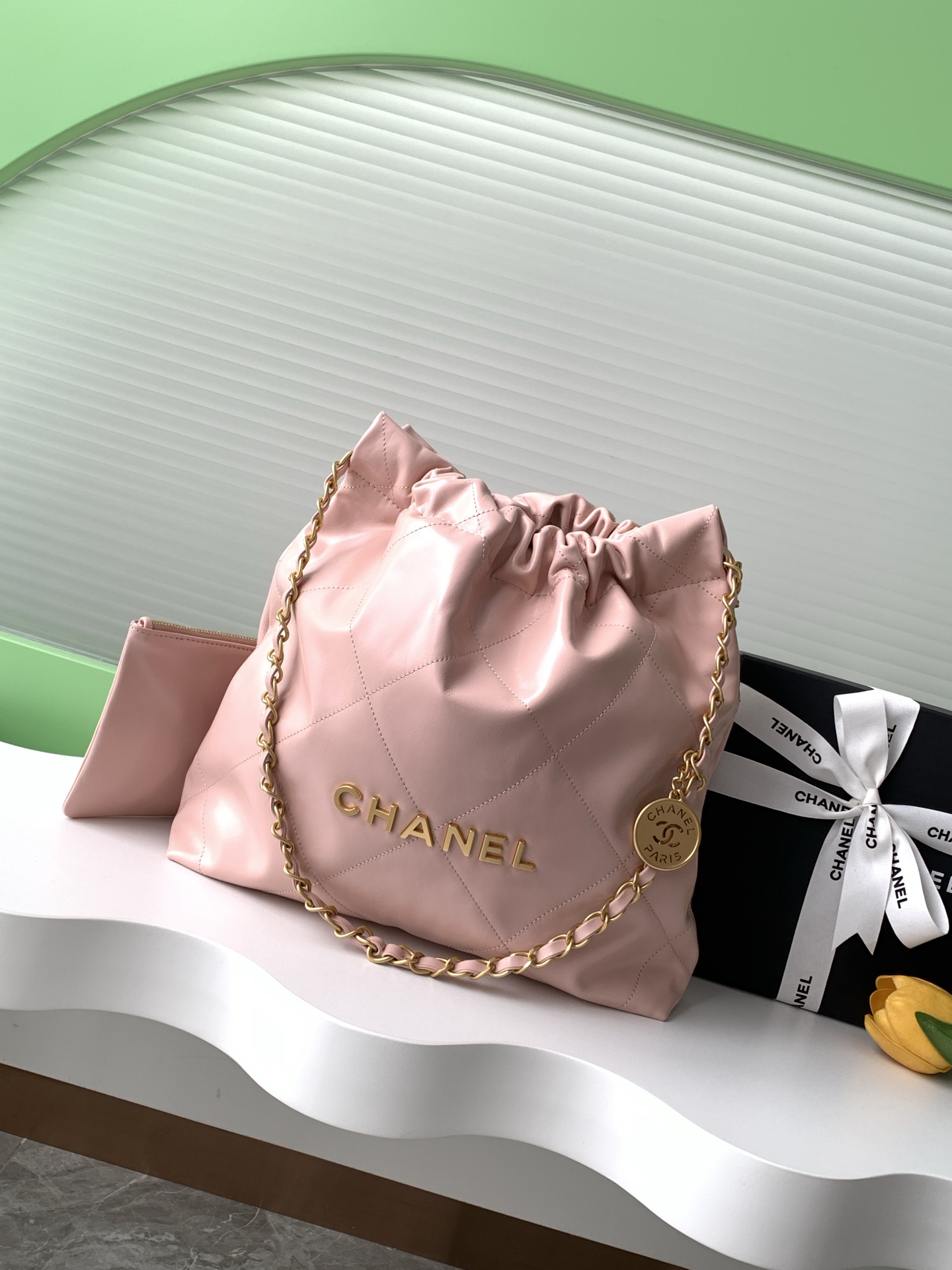 Chanel 22 Small Handbag in Pink Shiny Calfskin AS3260