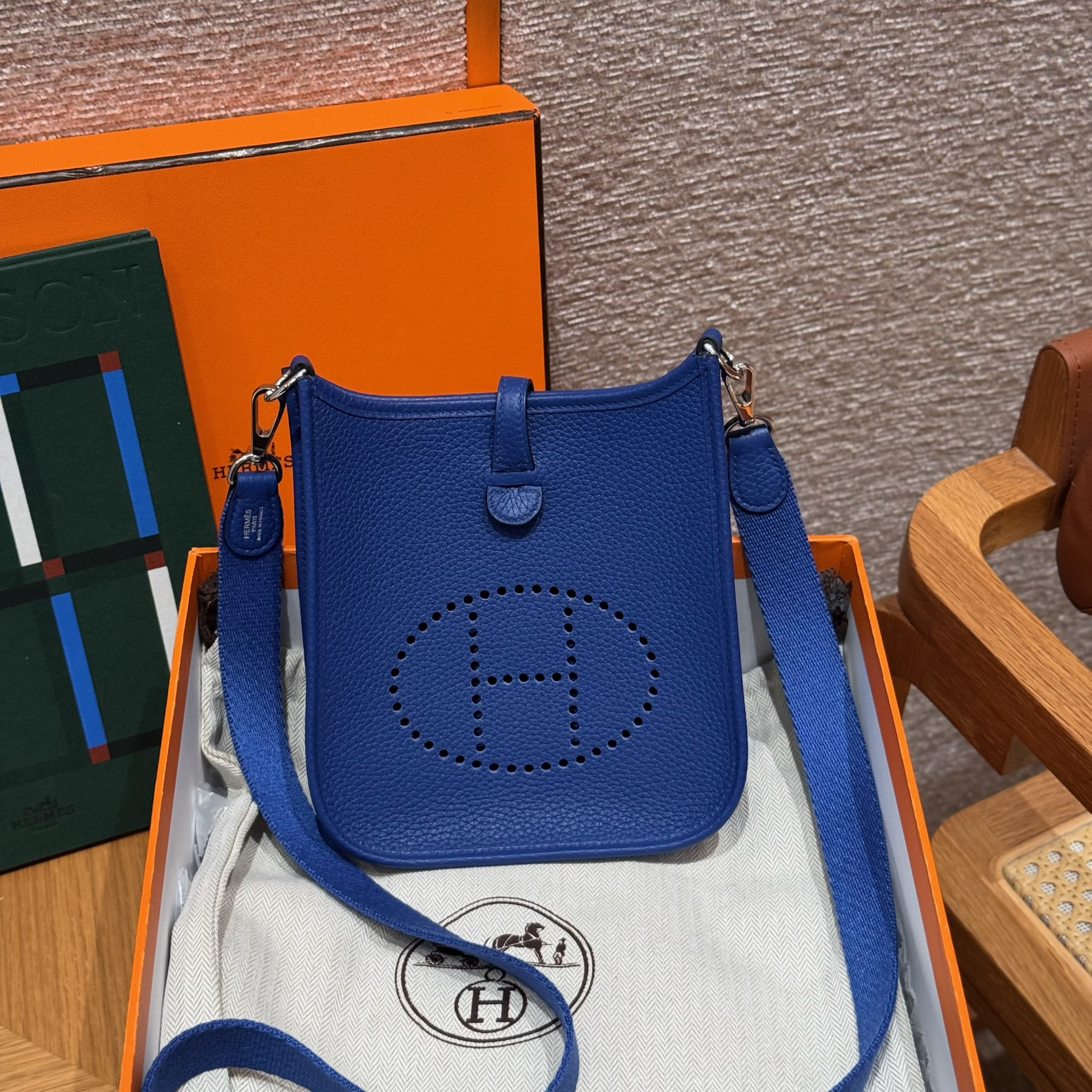 Hermes Blue electric Clemence Mini Evelyne 16