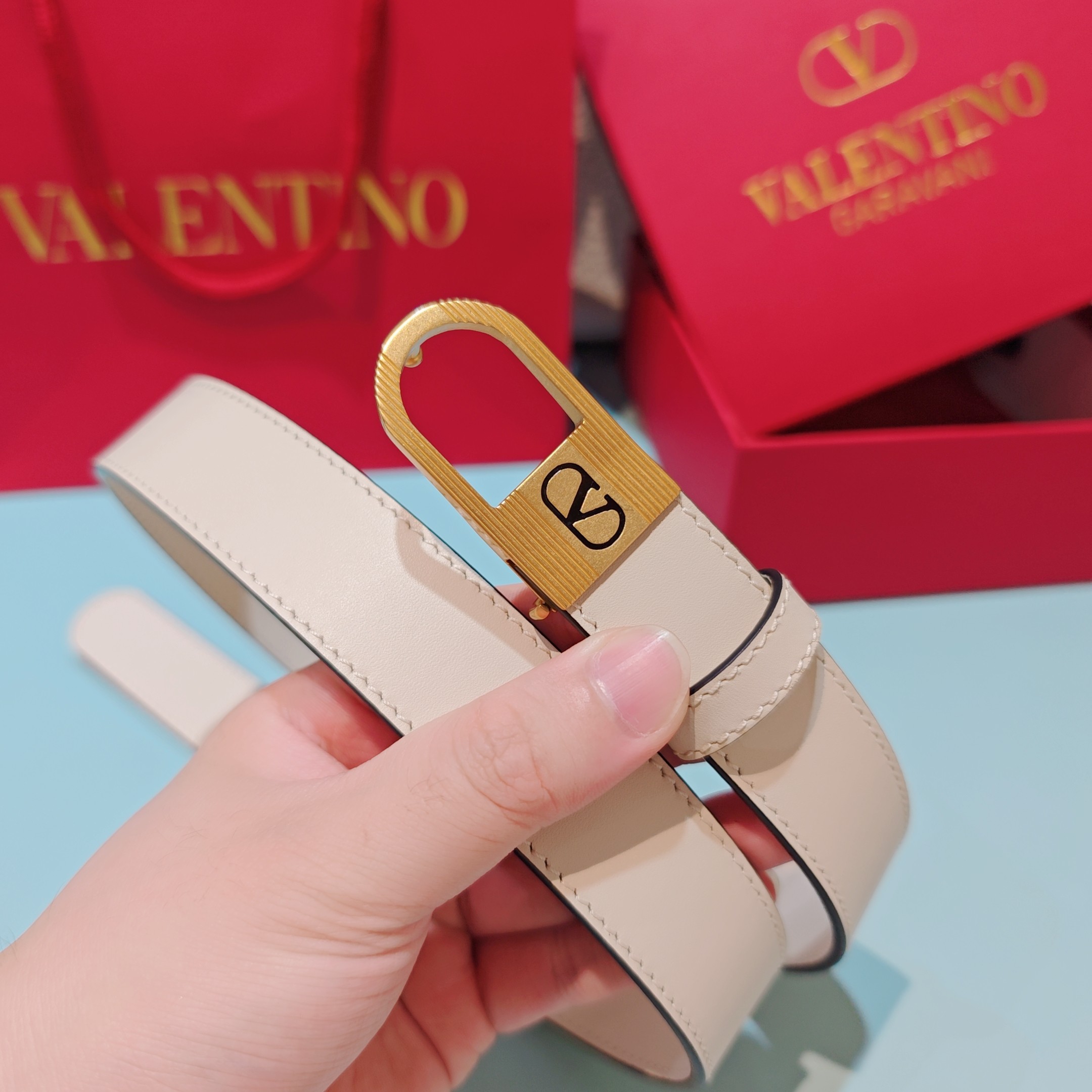 Valentino VLogo Signature 3CM Gold Buckle Reversible Smooth Leather Belt - KAIROO