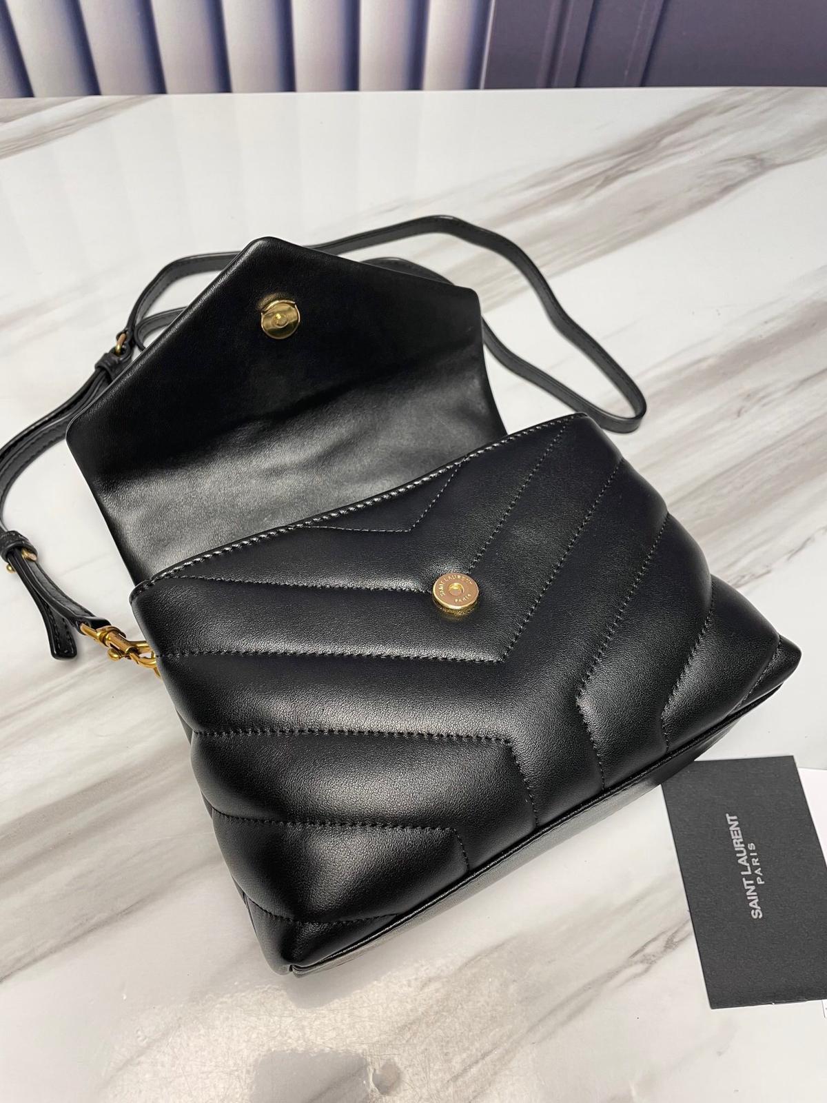YSL SAINT LAURENT Loulou Toy quilted leather shoulder bag black
