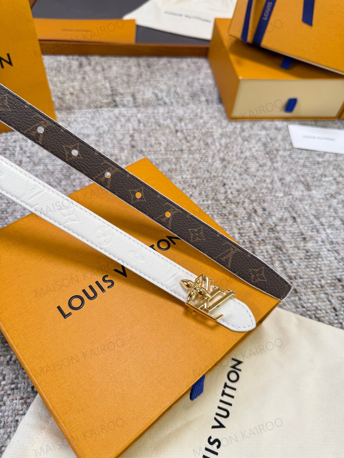 Louis Vuitton LV Flowergram Round Reversible Slim Belt 2.0 - KAIROO