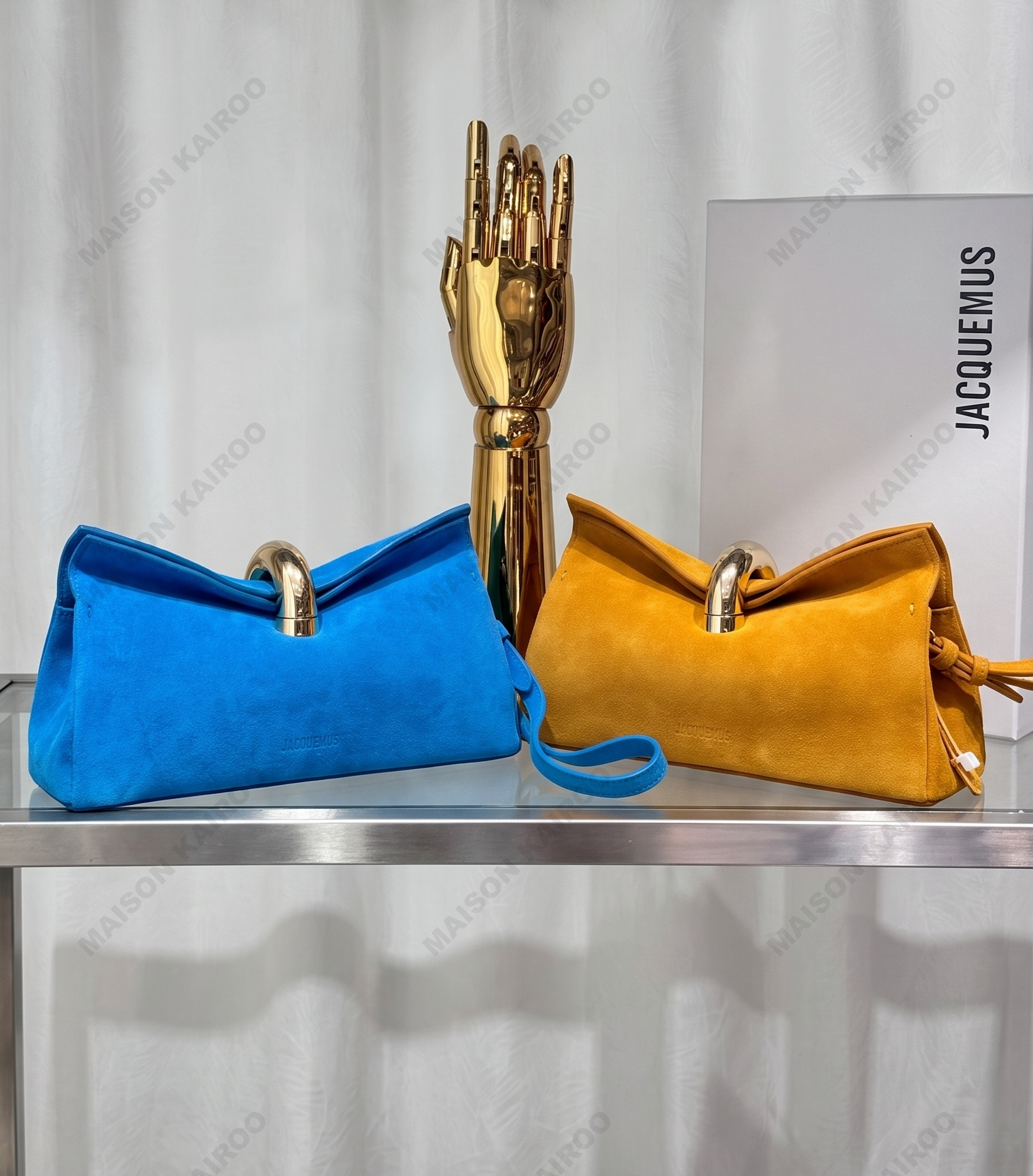 Jacquemus The Valérie Clutch East West Matte Suede Leather Ring Lock Wristlet Clutch Bag - KAIROO