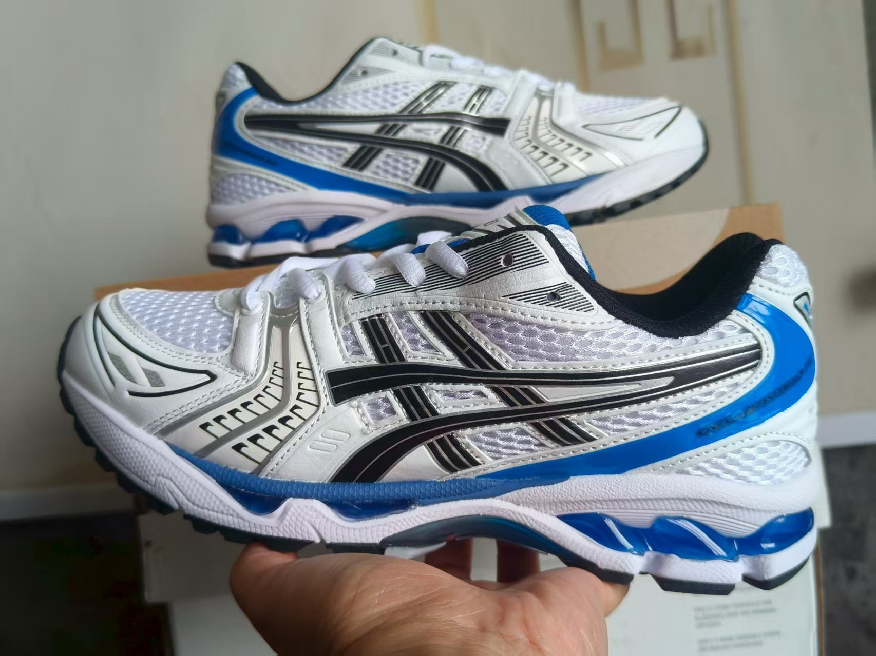 ASICS 1201A019-101 US Men's Sizes6 to 11 in half sizes White Blue Shoes tianlong