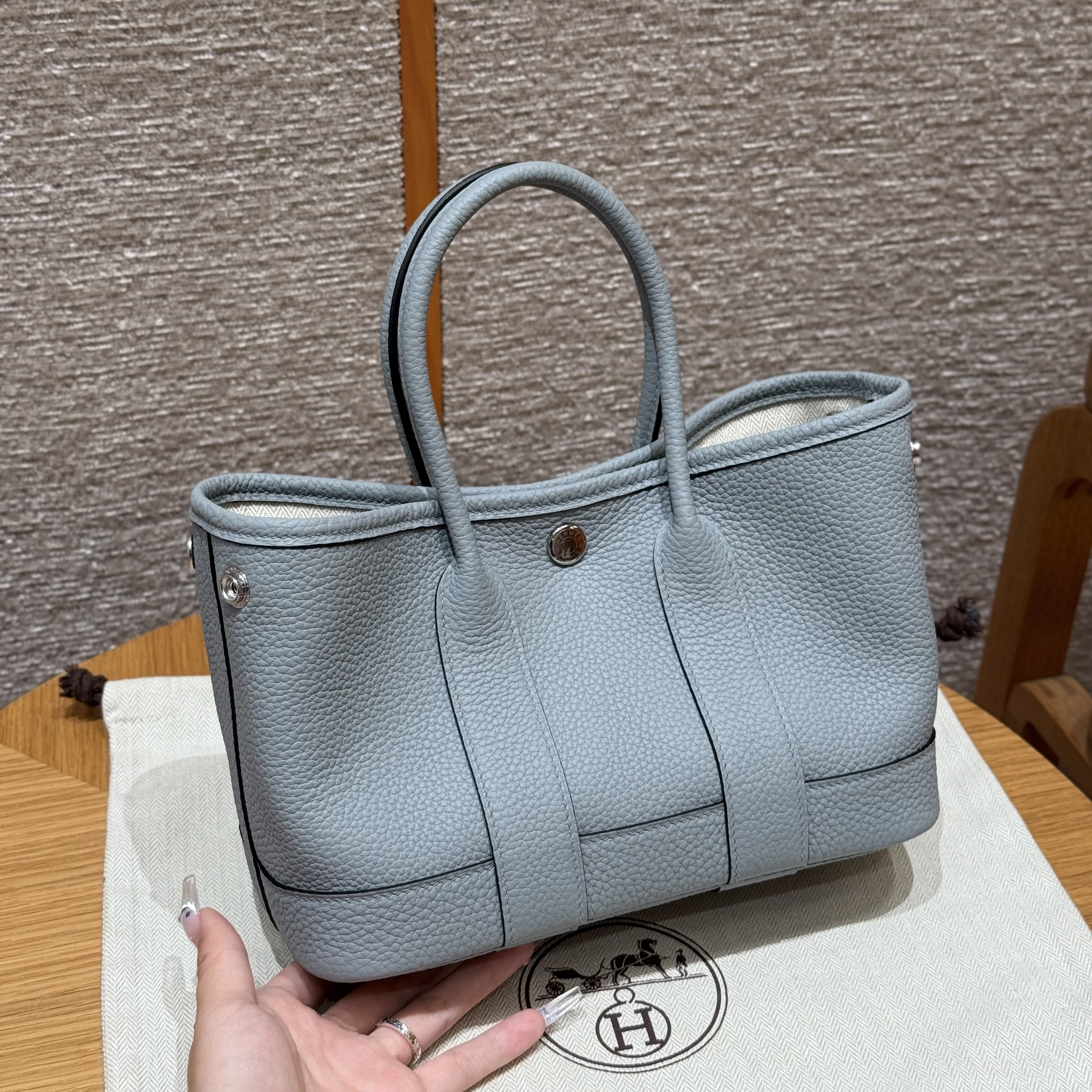 Hermes Gris Pantin Negonda Garden Party 23