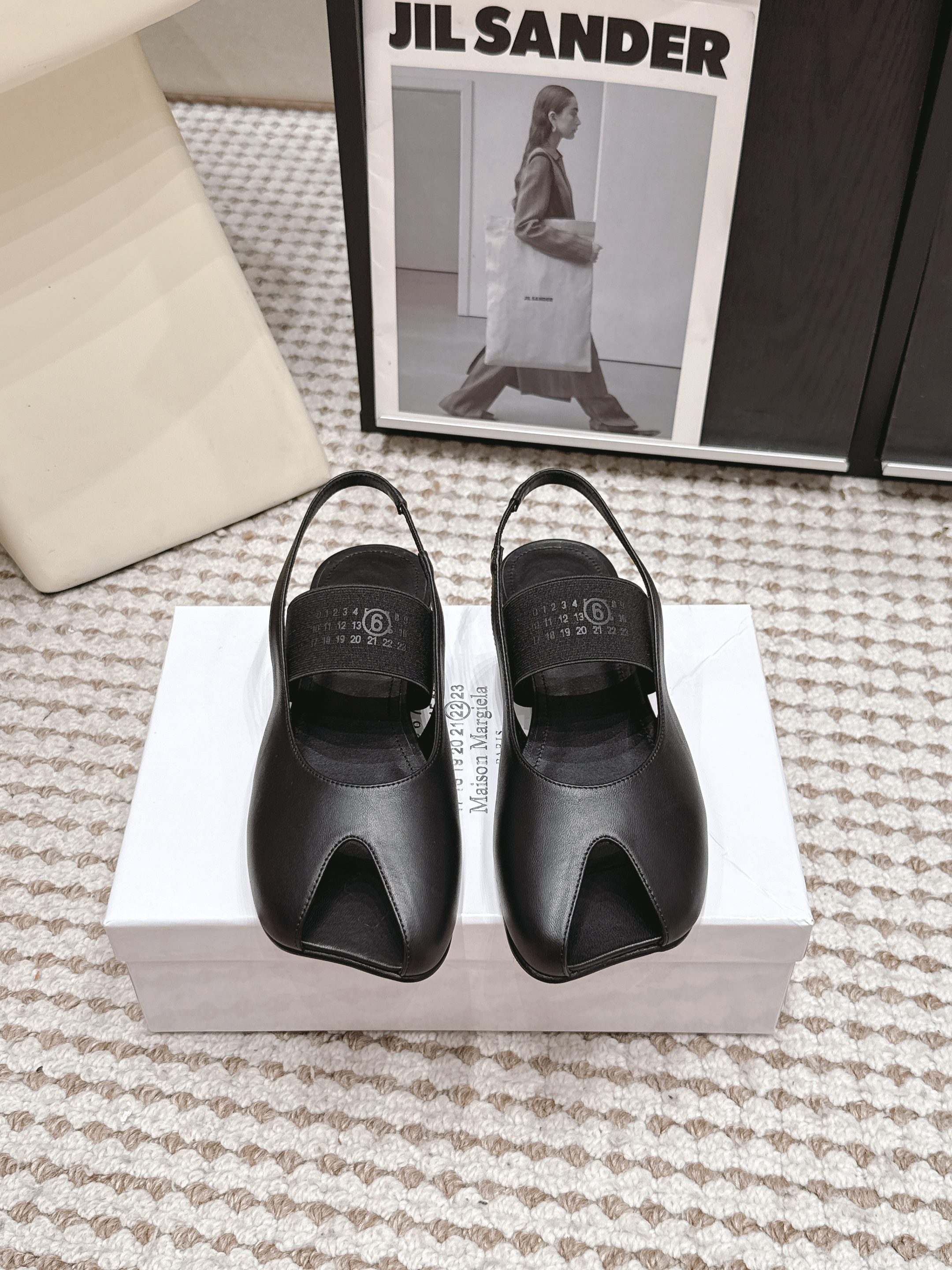 Maison Margiela Tabi Flat Singback Sandal