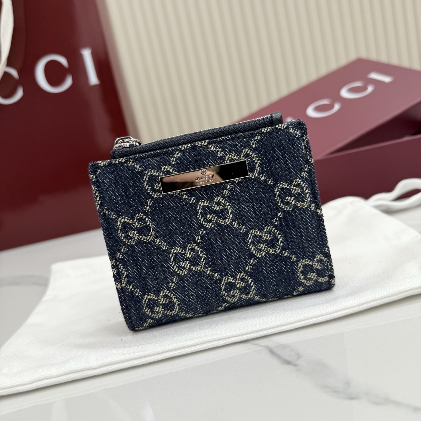 Gucci Small wallet with Gucci plaque 875798