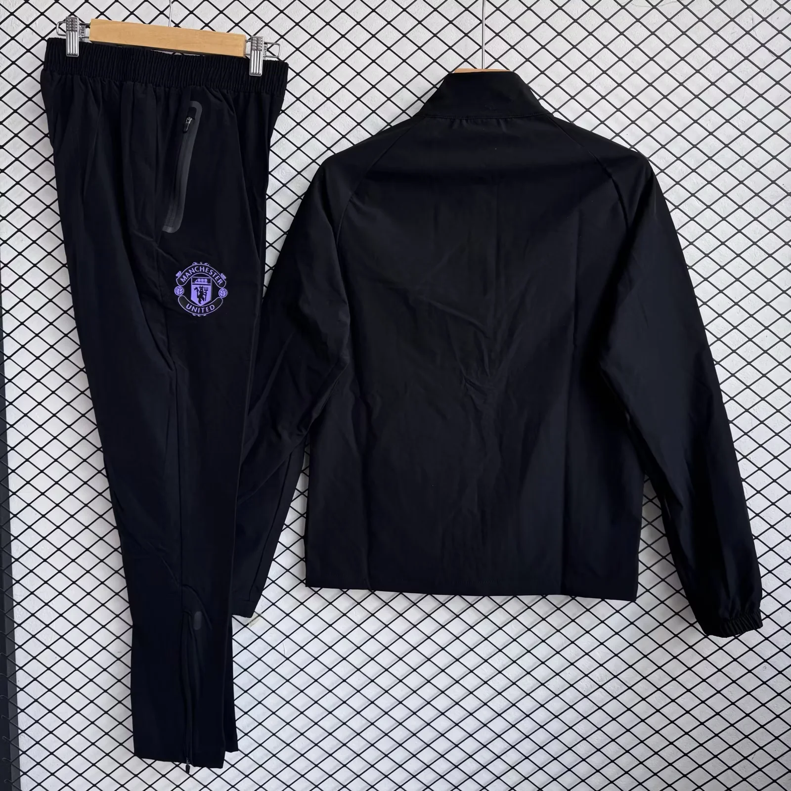 2526 Man United Full Zipper Suit