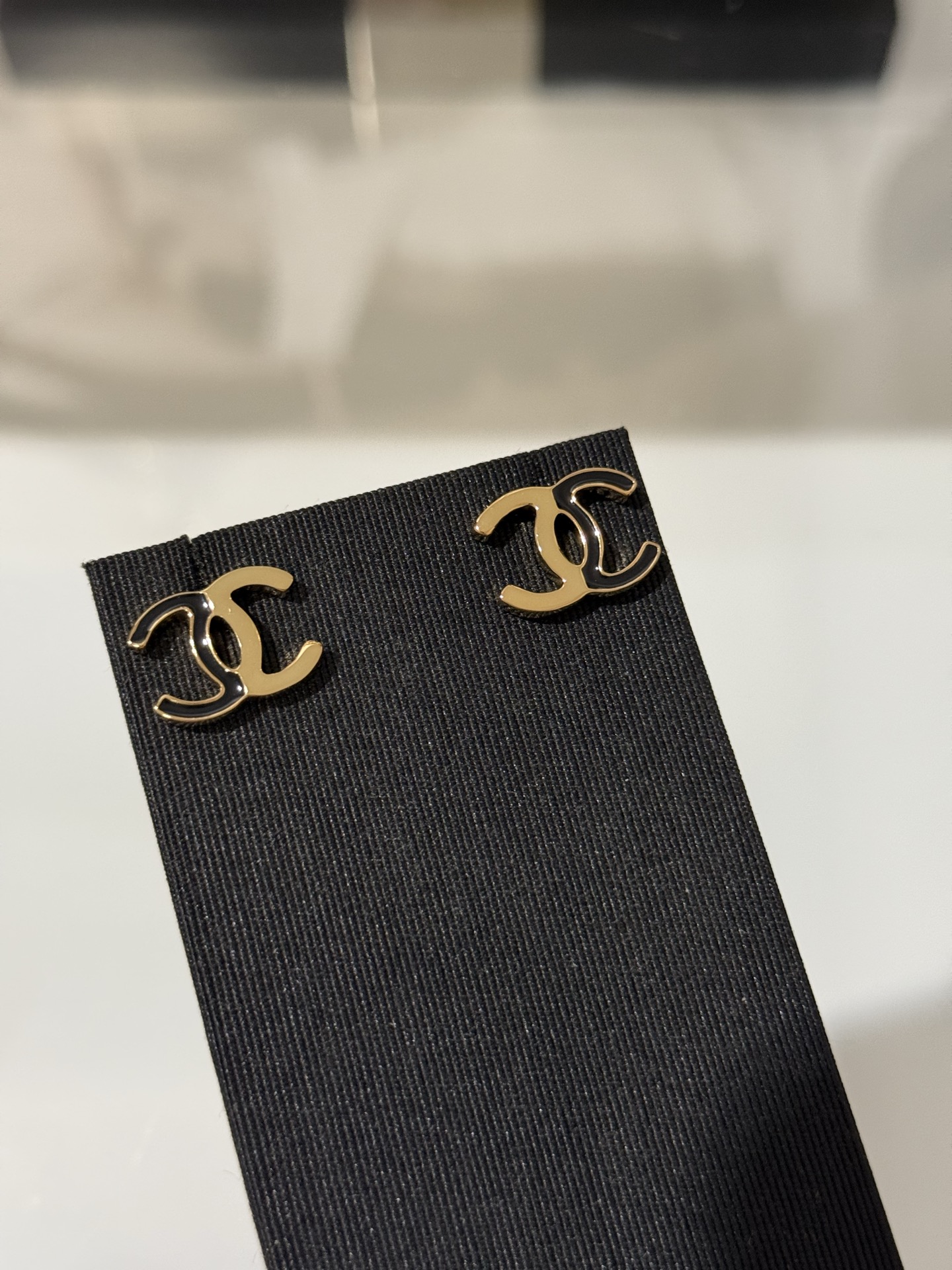 Chanel Interlocking CC Enamel Stud Earrings - KAIROO