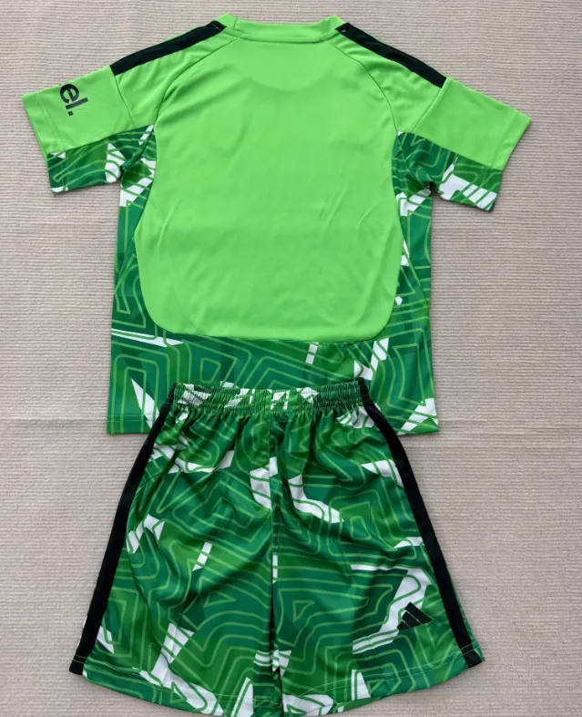 Kids Arsenal Green Goalkeeper Jersey Suit 26/27