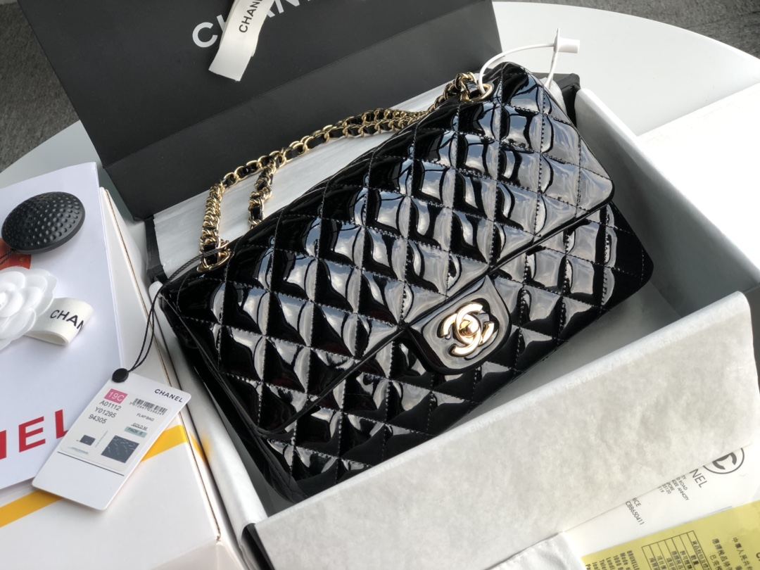 Chanel Classic 11.12 Handbag in Black Patent Leather