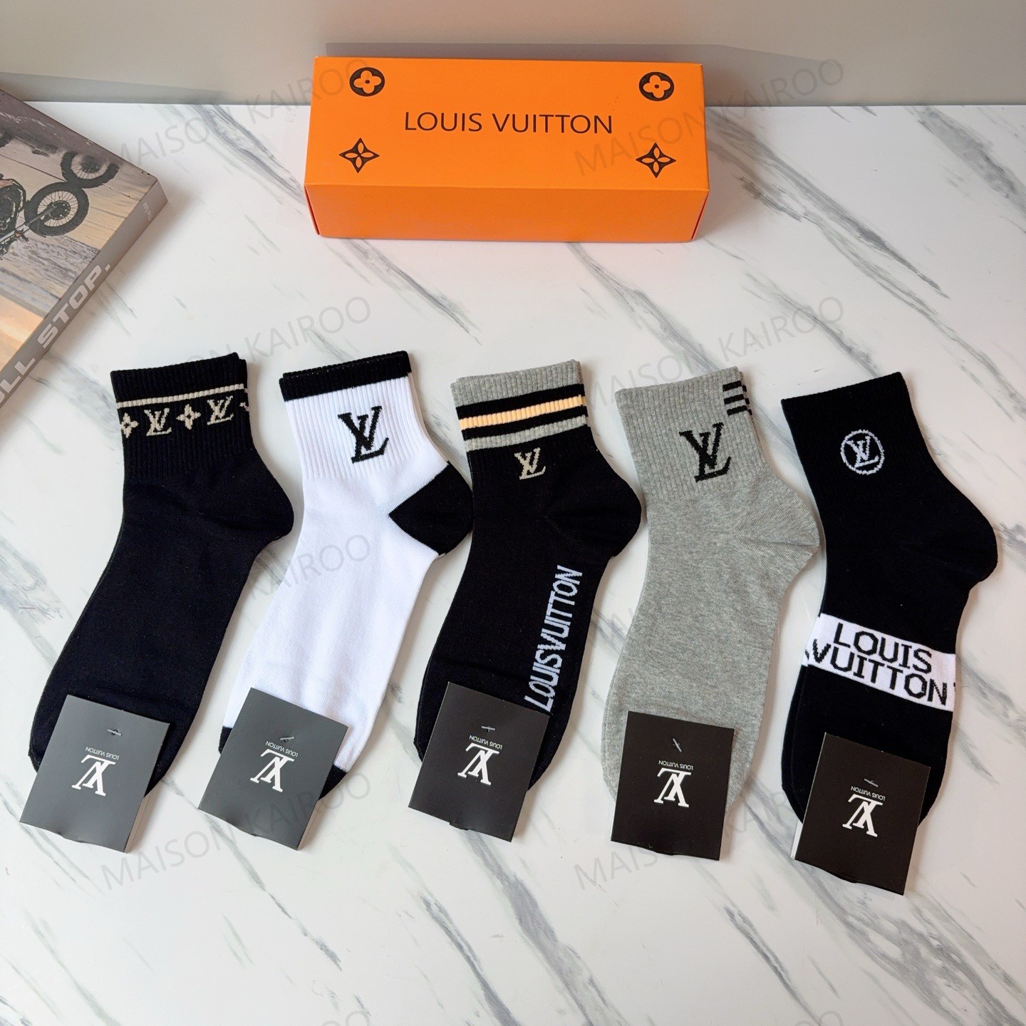 Louis Vuitton LV Socks 5-Pack - KAIROO