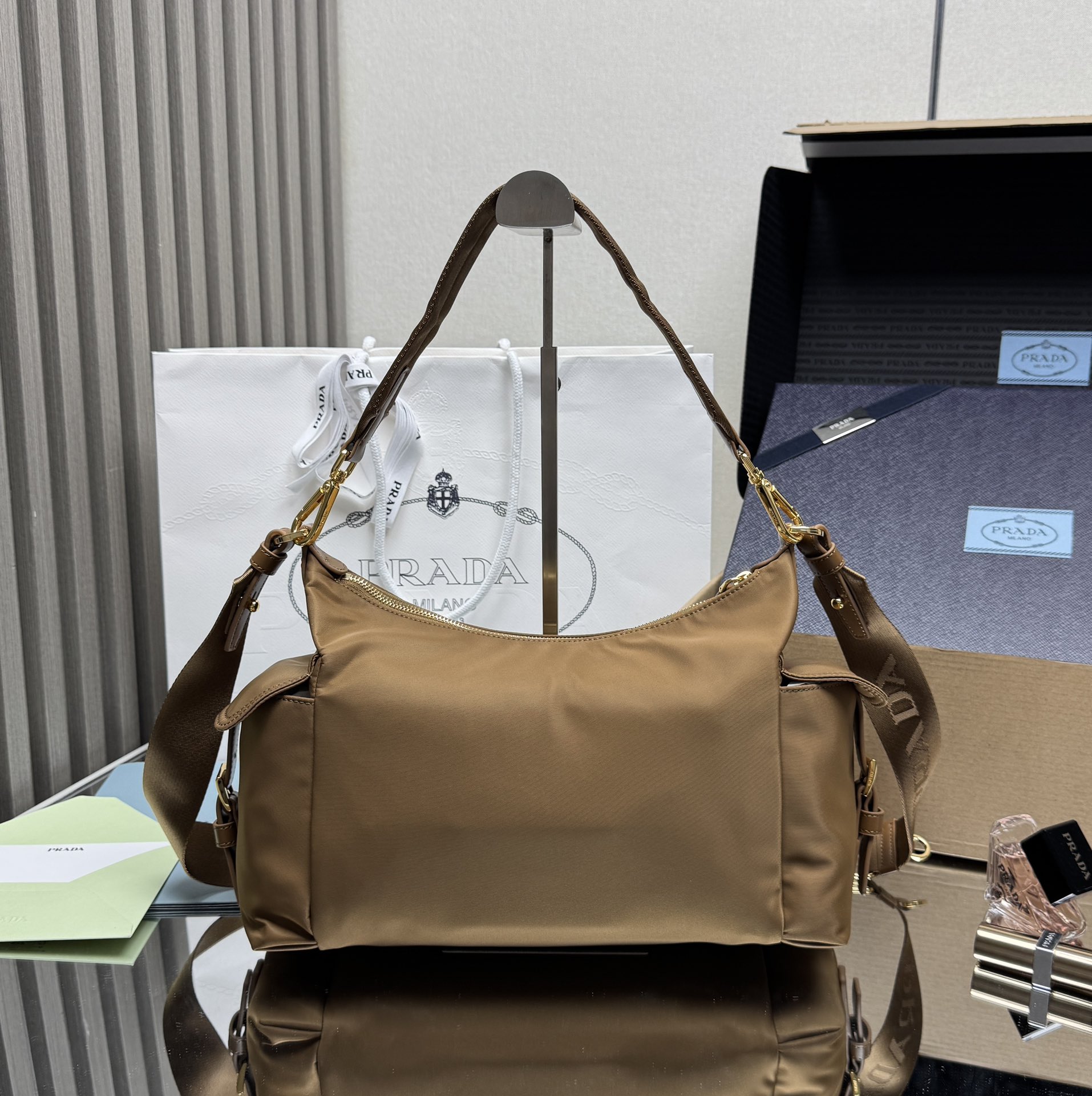Prada Explore large Re-Nylon and leather bag-Brandy 1BC264