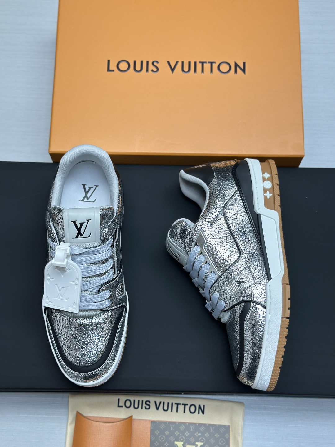 Louis Vuitton LV Trainer Cracked Metallic Silver Leather Low Top Basketball Sneaker - KAIROO
