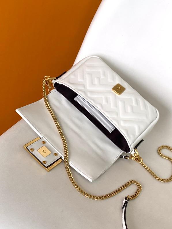 Fendi BAGUETTE White leather bag