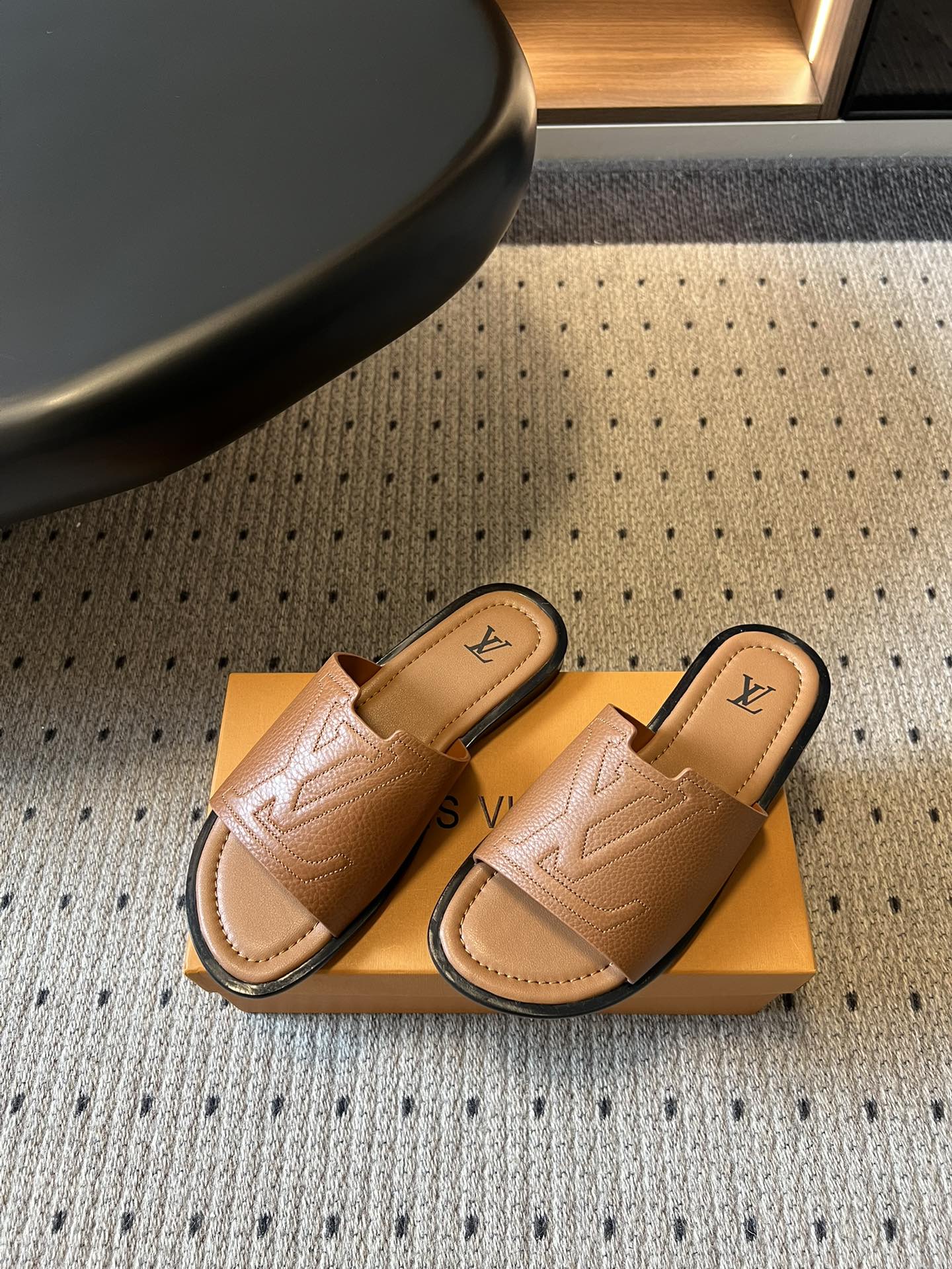 Men's  LV Portofino Mules