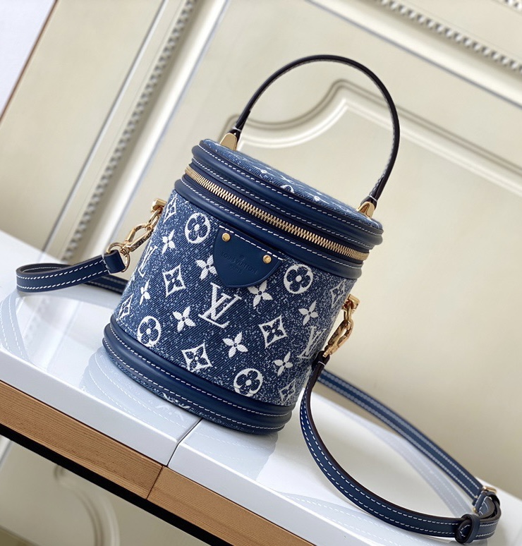 Louis Vuitton LV Cannes