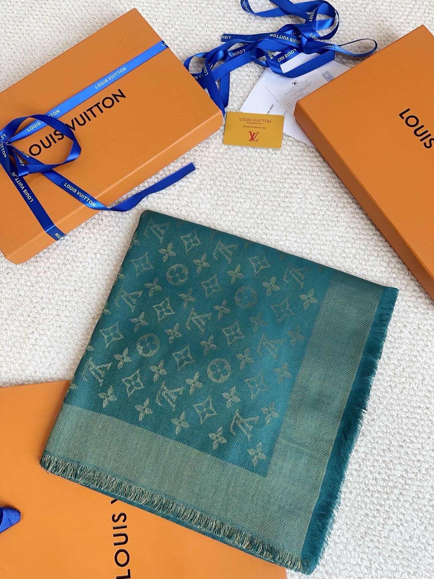 Louis Vuitton Classic Monogram Shawl 140cm