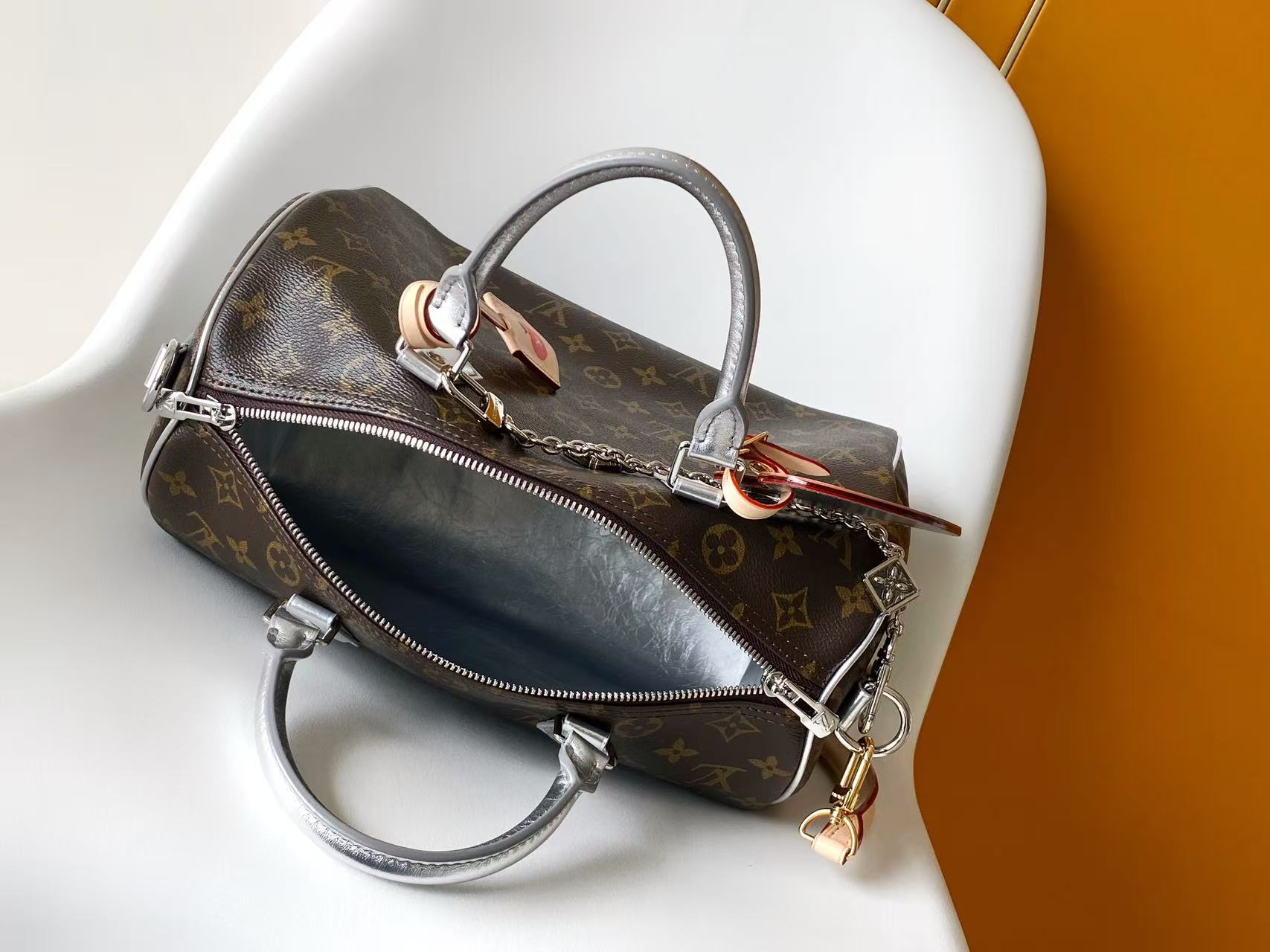 Louis Vuitton Speedy Soft 30 Boho handbag