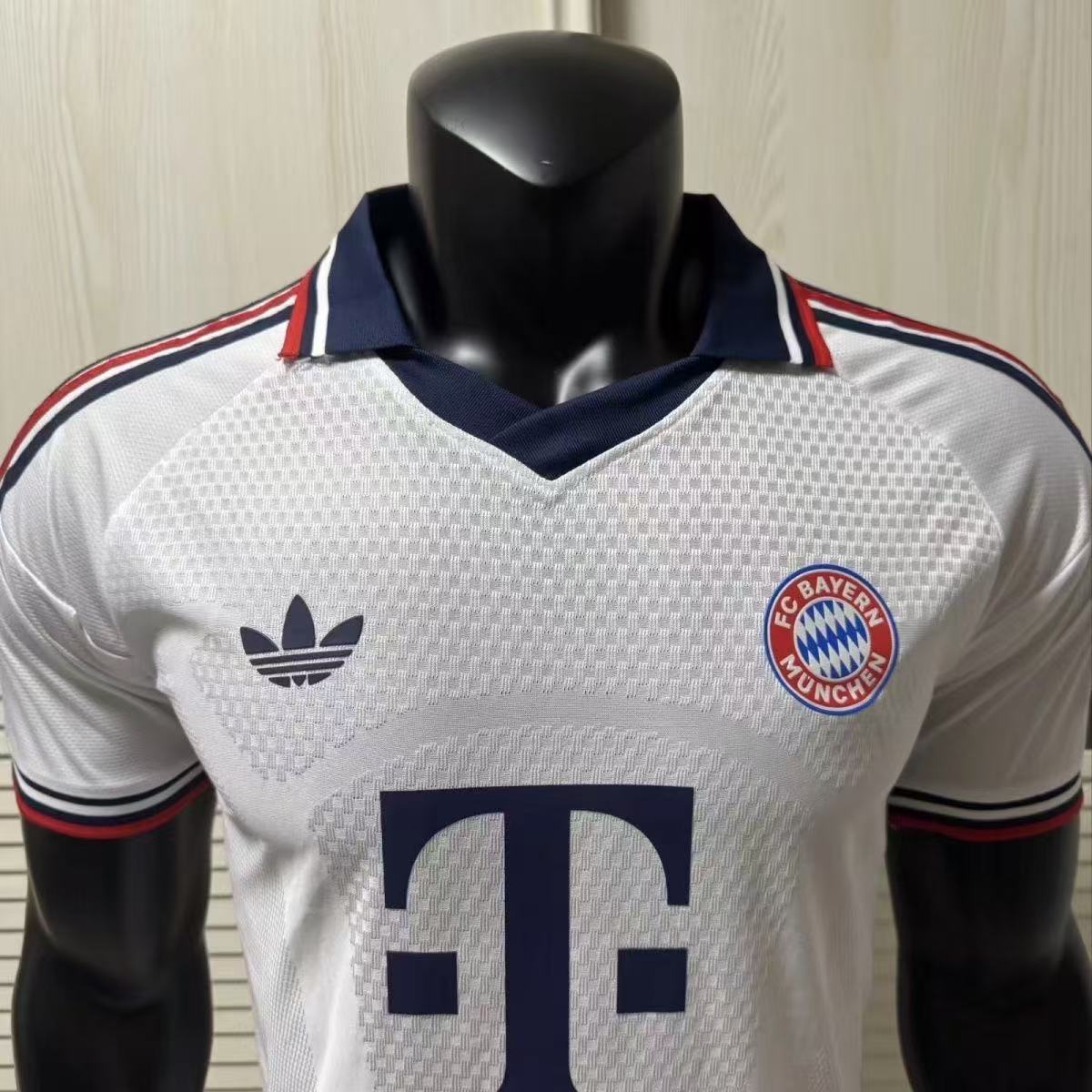 26-27 Player Version Bayern München  Men Jersey Away S-4XL