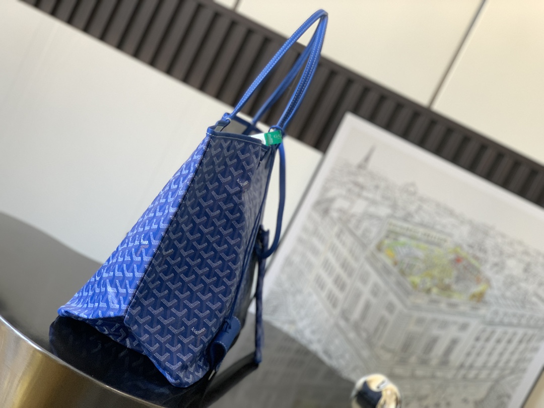 Goyard Saint Louis GM Tote in Sky blue
