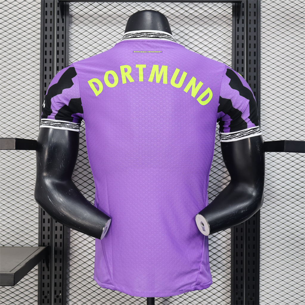 Borussia Dortmund Goalkeeper Special Man Player Jersey 25/26