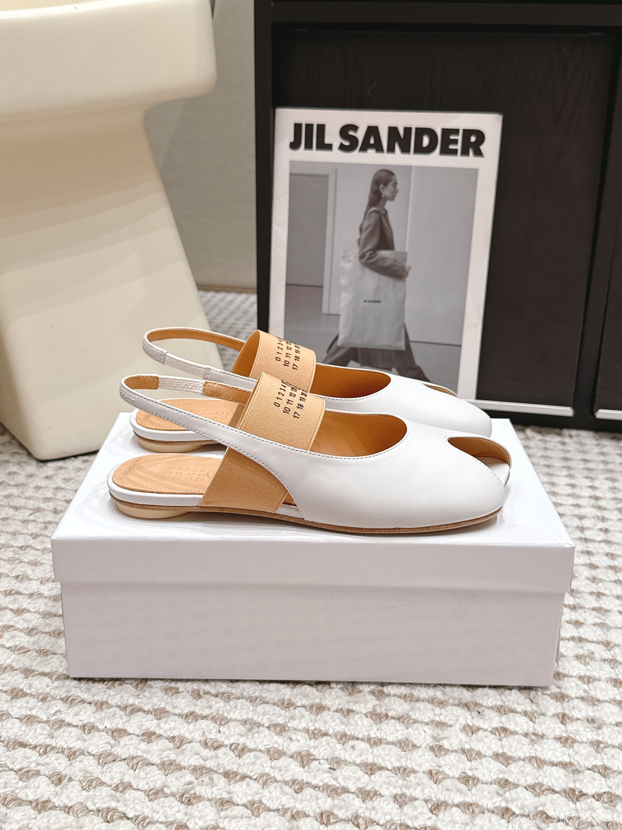 Maison Margiela Tabi Flat Singback Sandal