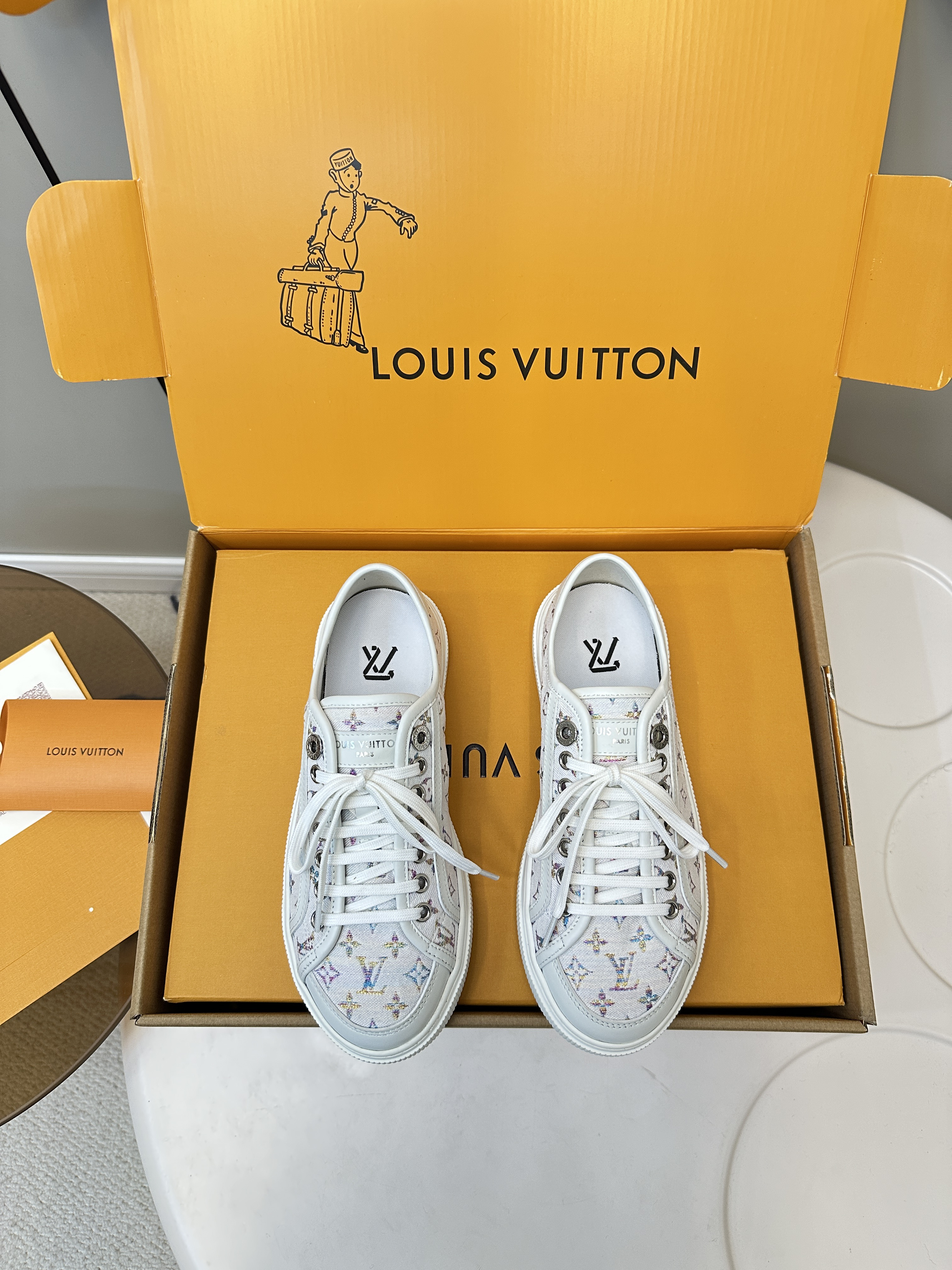 LV Women's Lagoon Sneaker