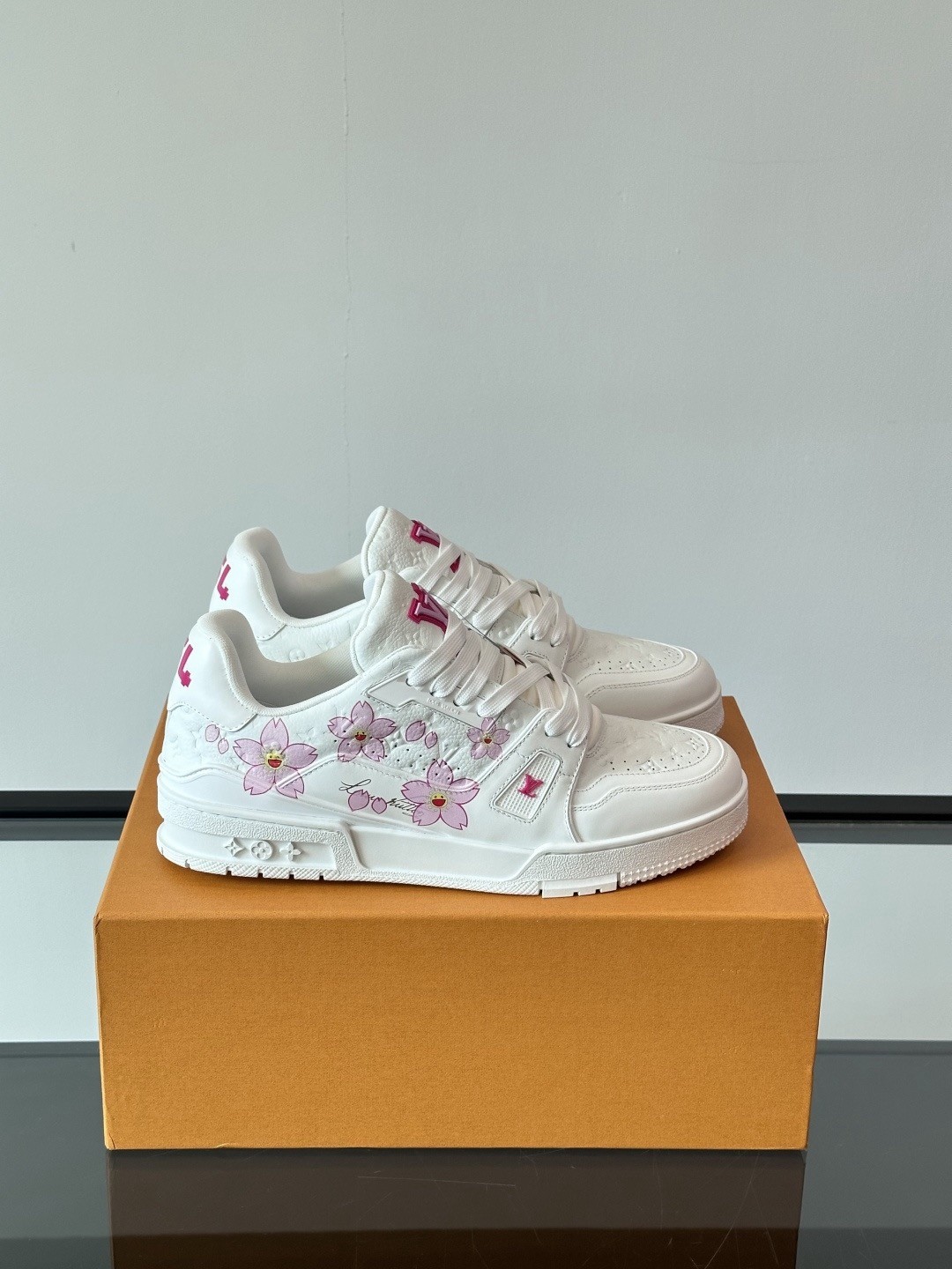 Louis Vuitton X Takashi Murakami White Leather Pink Cherry Blossom Print Trainer Low Top Skate Sneakers - KAIROO