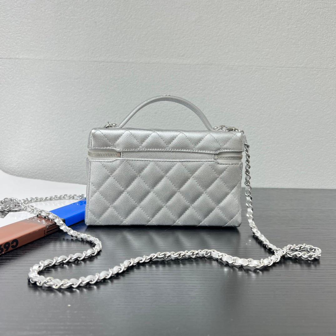 CHANEL Cowhide crossbody bag