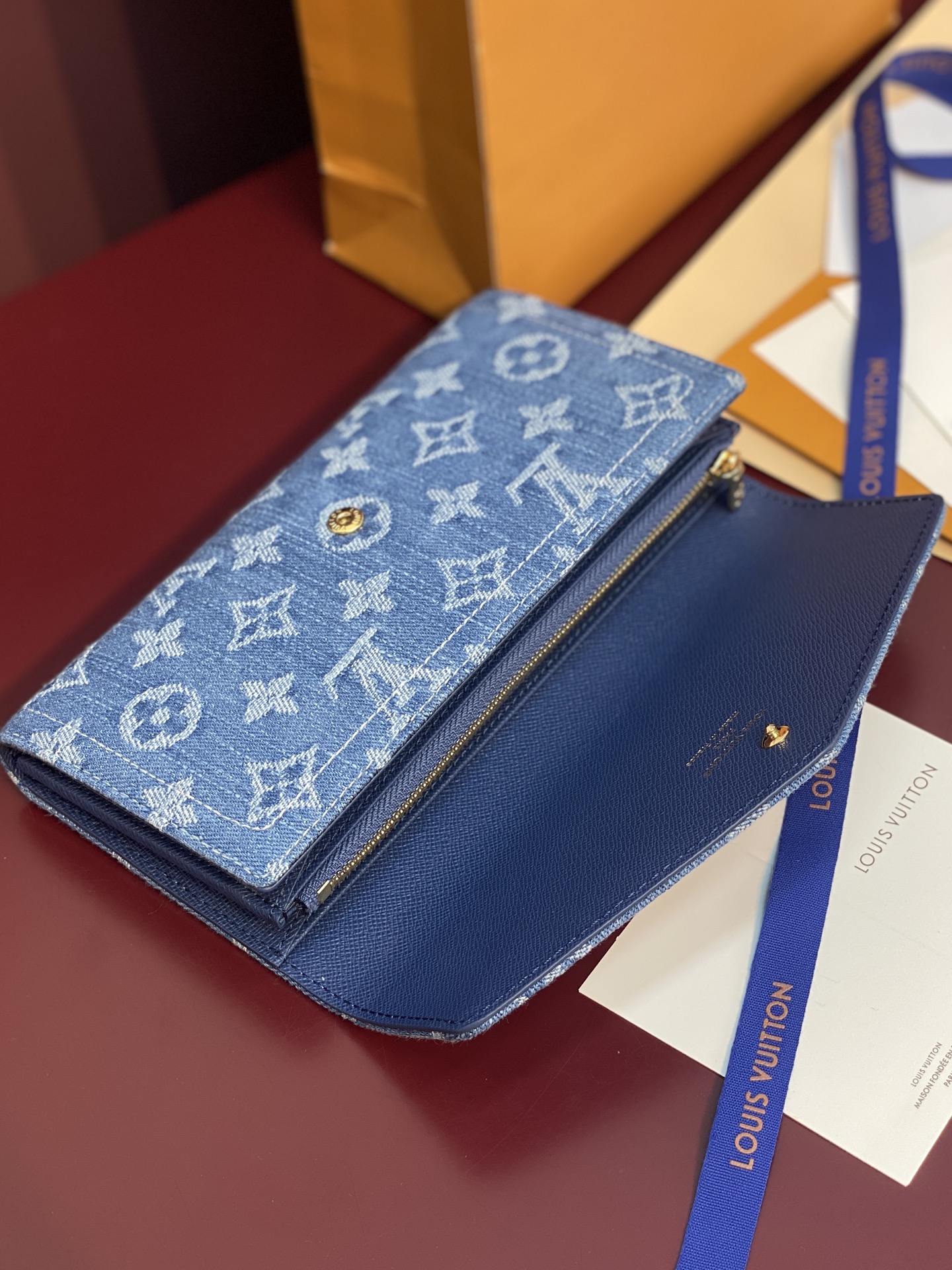 M28280 LV Sarah Wallet Monogram Blue Denim