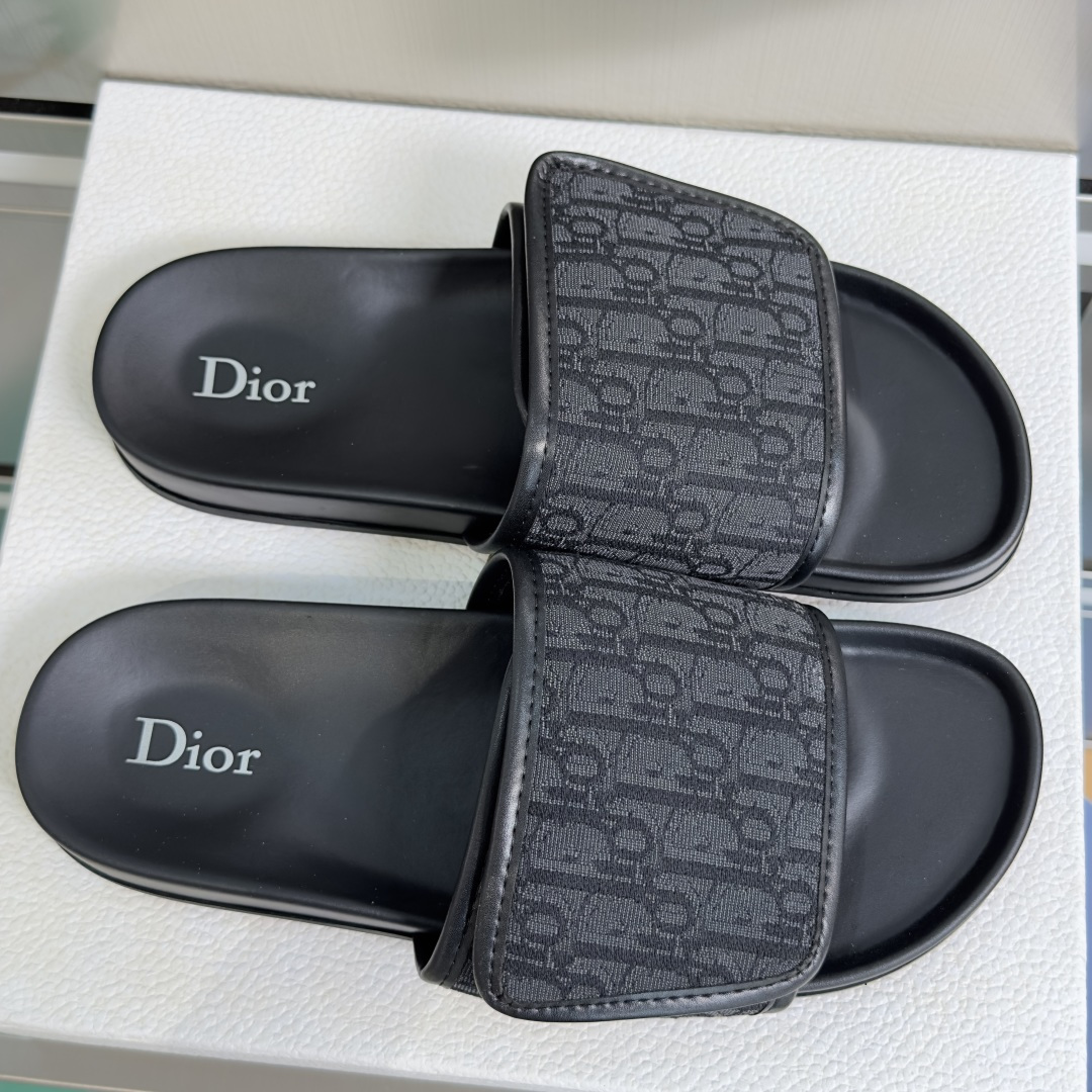 Men's Dior Aqua Classic Slide