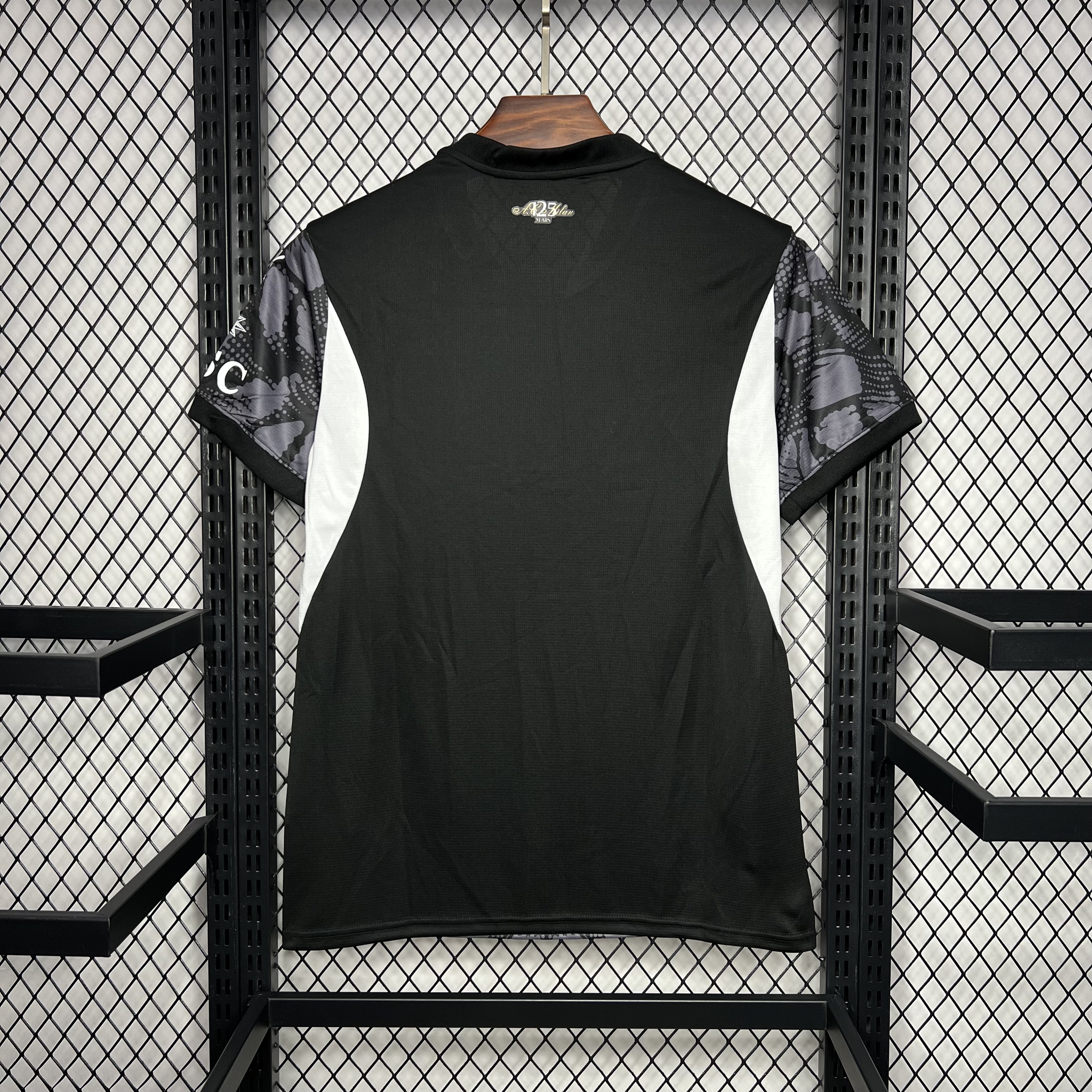 AC milan 24/250 goalkeeper black shirt
